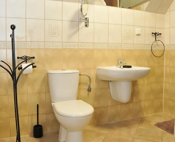 Akant * Piechowice (Karkonosze)